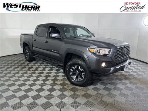 Certified 2021 Toyota Tacoma TRD Off-Road image 1