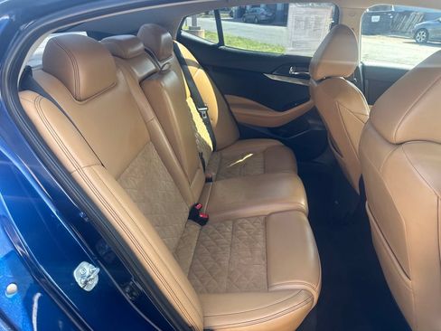 Used 2016 Nissan Maxima SR FWD image 23