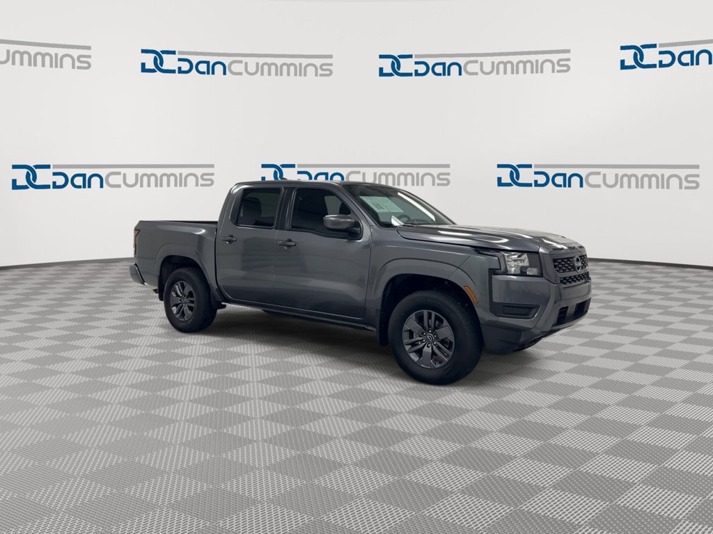 Used 2025 Nissan Frontier SV w/ Tow Package AWD/4WD image 2