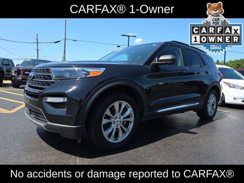 Used 2021 Ford Explorer XLT w/ Equipment Group 202A AWD/4WD image 3
