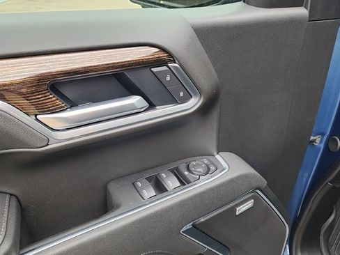 New 2026 GMC Sierra 1500 Elevation w/ Elevation Premium Package AWD/4WD image 15