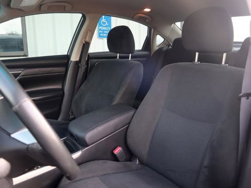 Used 2015 Nissan Altima 2.5 SV FWD image 56