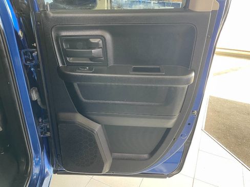 Used 2017 RAM 1500 Express w/ Express Value Package image 24