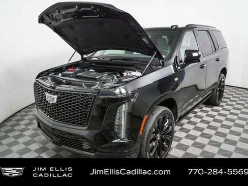 Used 2026 Cadillac Escalade Platinum Sport w/ LPO, ONYX Package AWD/4WD image 35