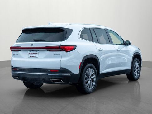 Used 2025 Buick Enclave Preferred image 7