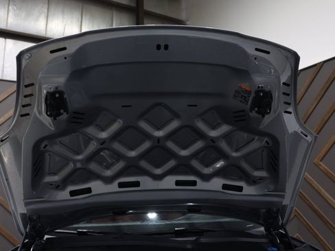 Used 2022 Porsche Cayenne Turbo image 27