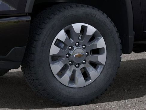Used 2024 Chevrolet Silverado 2500 Custom w/ Custom Convenience Package AWD/4WD image 9