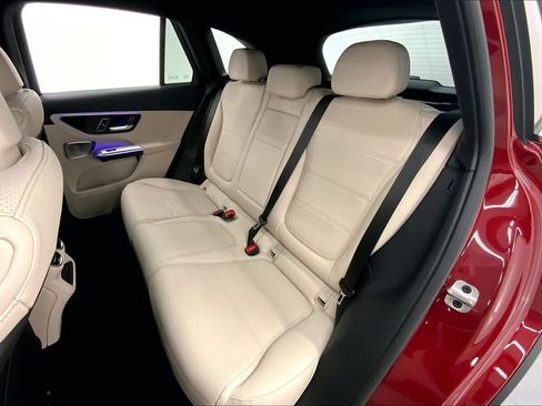 New 2026 Mercedes-Benz GLC 300 image 7