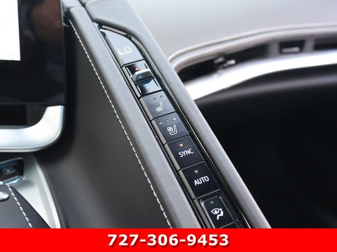 Used 2025 Chevrolet Corvette Z06 w/ Z07 Performance Package RWD image 30