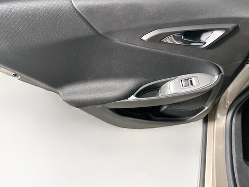 Used 2024 Chevrolet Malibu LT image 25