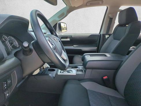 Used 2017 Toyota Tundra SR5 w/ TRD Off Road Package image 15