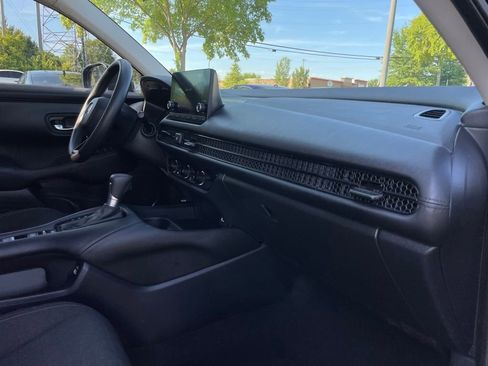Certified 2023 Honda HR-V LX image 34