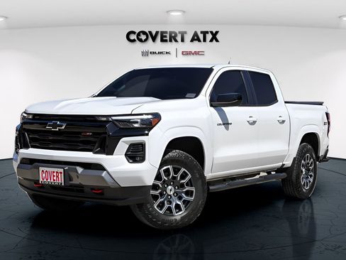 Used 2024 Chevrolet Colorado Z71 w/ Advanced Trailering Package AWD/4WD image 2