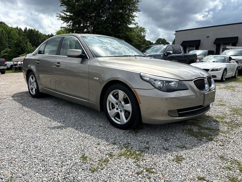 Used 2008 BMW 535xi Sedan image 4