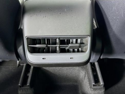 Used 2023 Tesla Model Y Long Range image 25