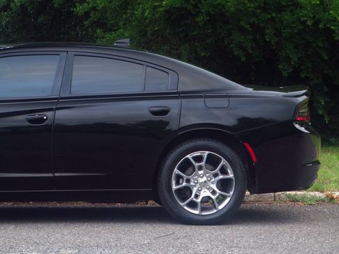 Used 2016 Dodge Charger SXT w/ AWD Plus Group image 29