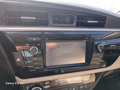 Used 2016 Toyota Corolla LE FWD image 32