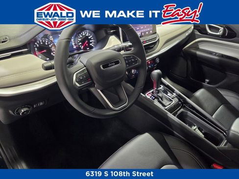 New 2026 Jeep Compass Limited image 5