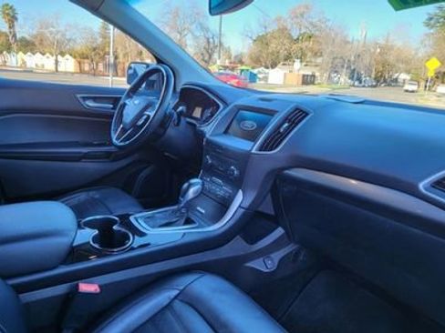 Used 2017 Ford Edge SEL w/ Equipment Group 201A image 11