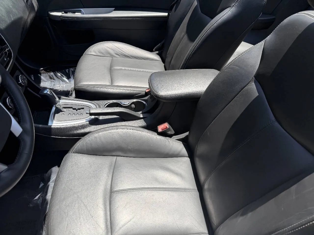 Used 2011 Chrysler 200 Limited FWD image 20