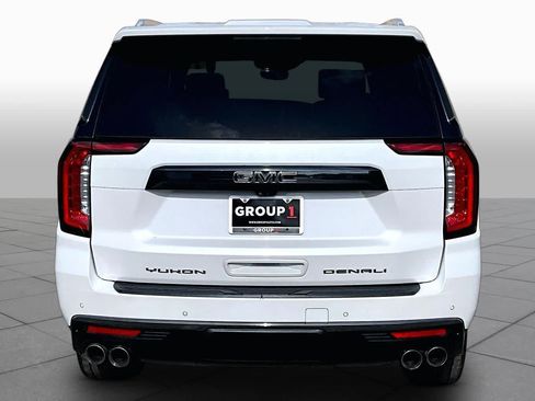 Used 2023 GMC Yukon Denali Ultimate AWD/4WD image 8