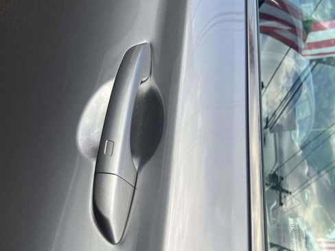 Used 2022 Genesis G70 3.3T w/ Sport Prestige Package image 9