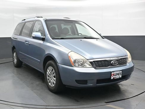 Used 2012 Kia Sedona LX FWD image 4