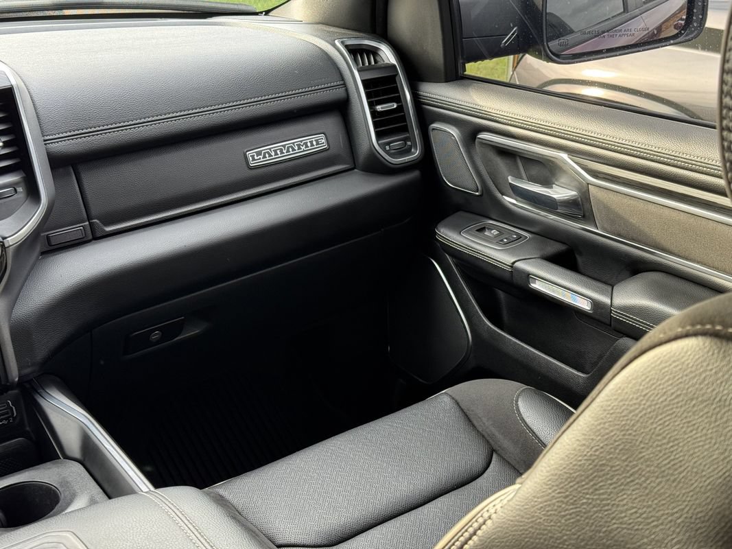 Used 2023 RAM 1500 Laramie AWD/4WD image 13