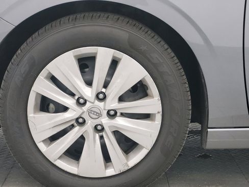 Used 2024 Nissan Sentra S FWD image 31