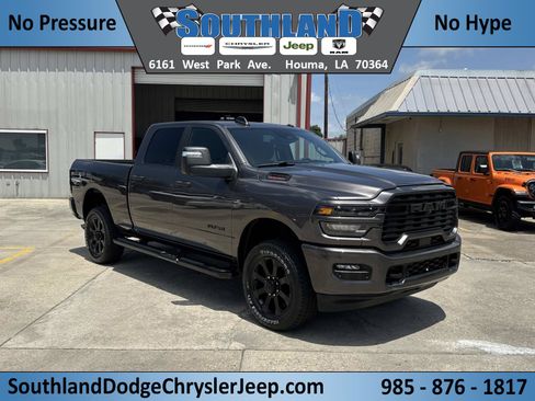 Used 2026 RAM 2500 Big Horn AWD/4WD image 1
