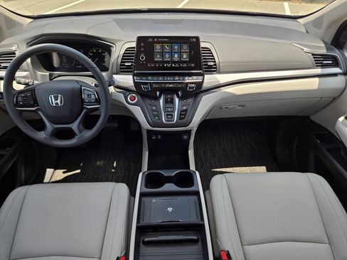 Certified 2026 Honda Odyssey EX-L image 15
