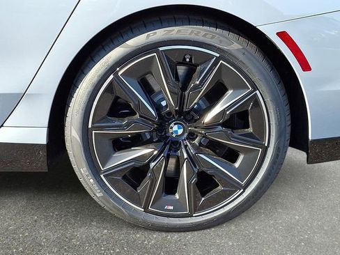 New 2026 BMW 760i xDrive AWD/4WD image 8