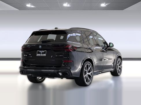 Used 2026 BMW X5 xDrive50e w/ M Sport Package image 8
