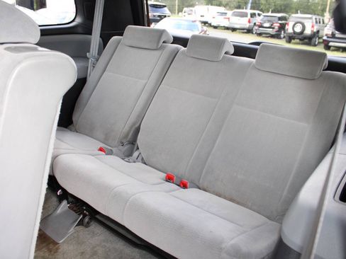 Used 2010 Toyota Sequoia SR5 AWD/4WD image 19