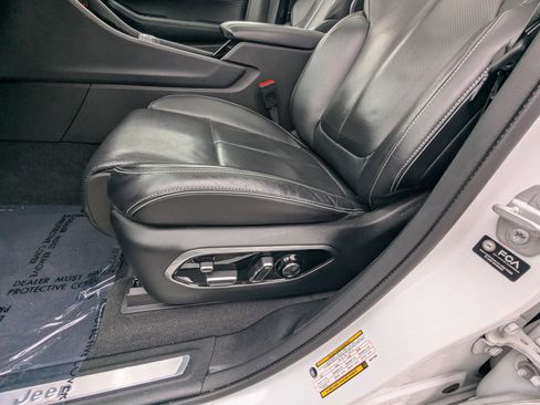 Certified 2021 Jeep Grand Cherokee L Overland w/ Luxury Tech Group IV image 20