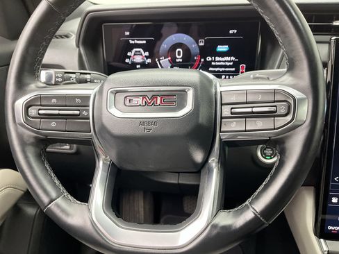 Certified 2025 GMC Terrain Elevation AWD/4WD image 14