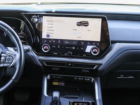 Certified 2025 Lexus TX 350 AWD w/ Technology Package image 14