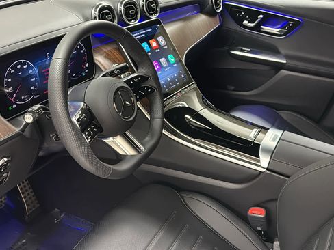 Used 2026 Mercedes-Benz GLC 300 4MATIC image 29