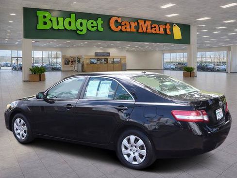 Used 2011 Toyota Camry LE FWD image 5