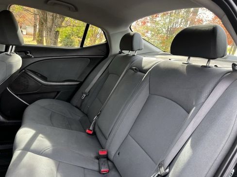 Used 2015 Kia Optima LX image 14