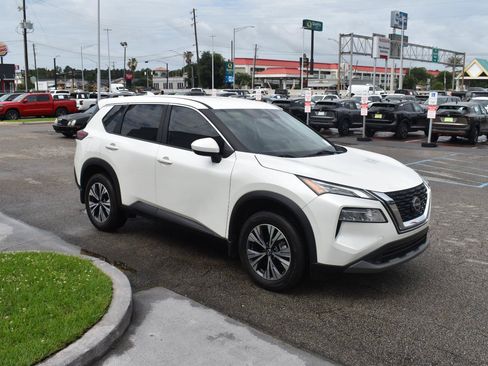 Used 2023 Nissan Rogue SV FWD image 15