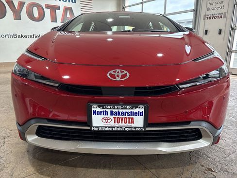 New 2026 Toyota Prius Plug-In Hybrid image 5