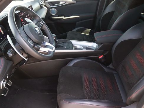 Used 2025 Dodge Hornet GT w/ GT Plus Package AWD/4WD image 15