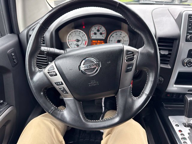 Used 2015 Nissan Titan PRO-4X w/ Pro-4x Luxury Package AWD/4WD image 15