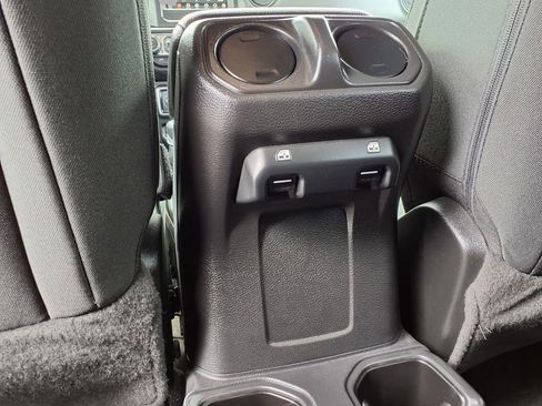 Used 2022 Jeep Wrangler Unlimited Sport AWD/4WD image 23