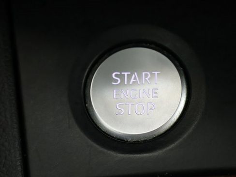 Used 2018 Audi Q5 2.0T Premium Plus w/ Premium Plus Package image 17