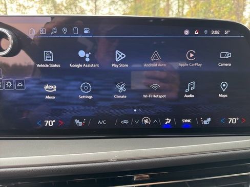 Certified 2024 Chevrolet Traverse LT image 16