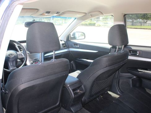 Used 2013 Subaru Outback 2.5i Premium w/ Popular Pkg 1B AWD/4WD image 15