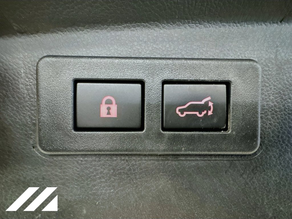 Used 2024 Subaru Outback Premium AWD/4WD image 27