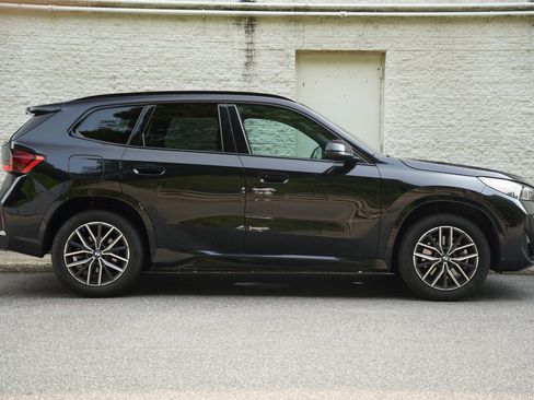Used 2026 BMW X1 xDrive28i AWD/4WD image 8